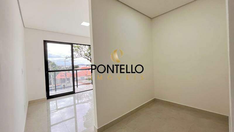 Casa à venda com 3 quartos, 215m² - Foto 15