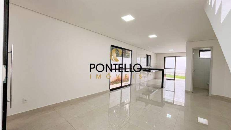 Casa à venda com 3 quartos, 215m² - Foto 5
