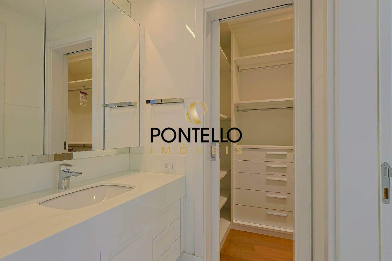 Apartamento para alugar com 3 quartos, 260m² - Foto 19