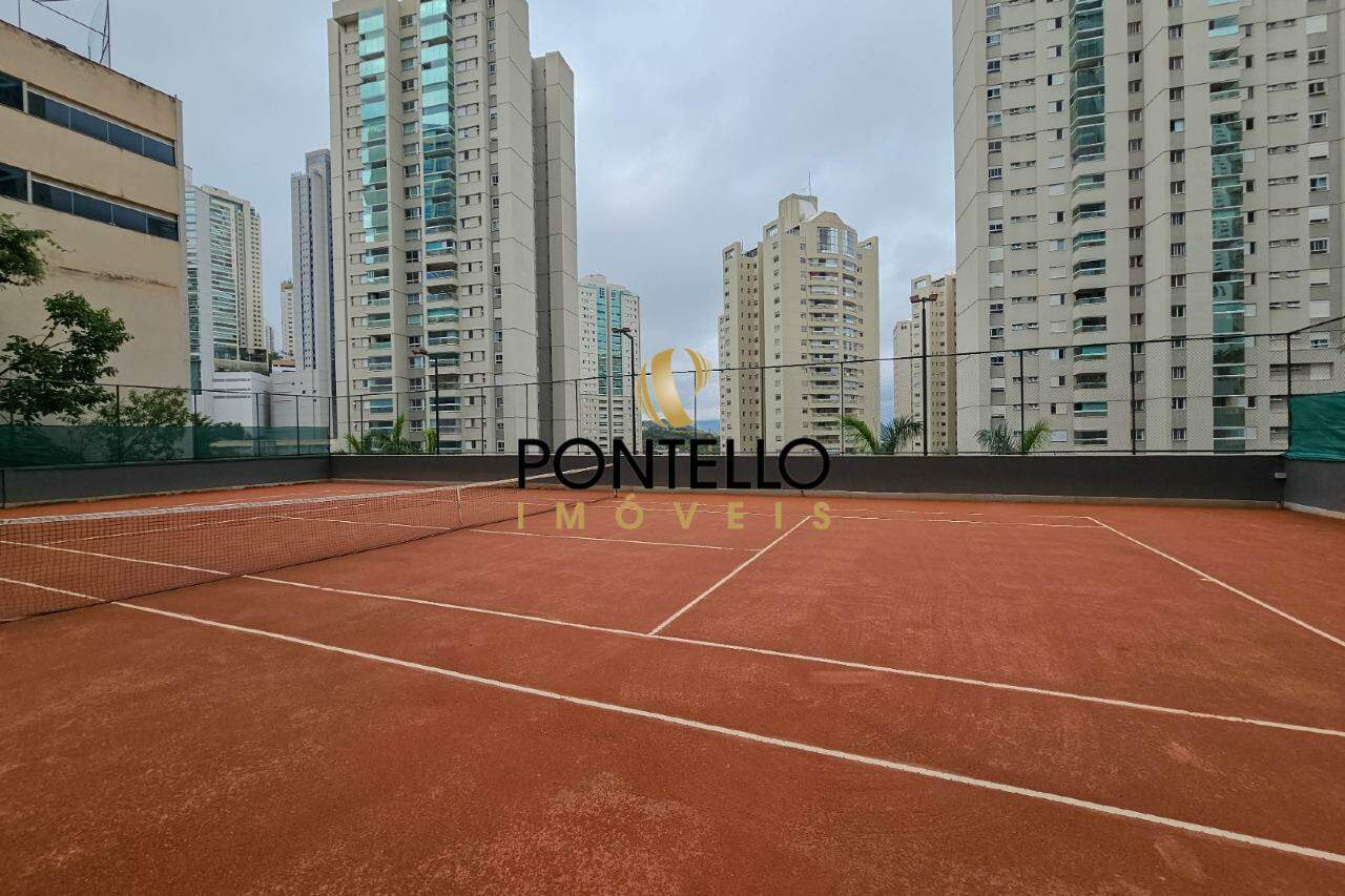Apartamento para alugar com 3 quartos, 260m² - Foto 24