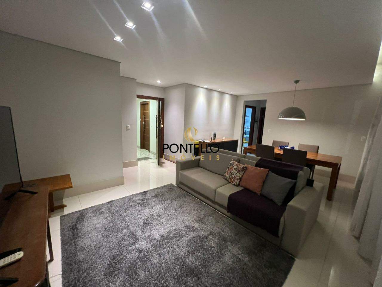 Apartamento à venda com 3 quartos, 166m² - Foto 1