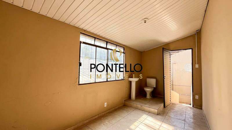 Casa à venda com 5 quartos, 185m² - Foto 8