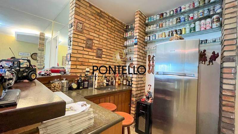 Casa à venda com 5 quartos, 550m² - Foto 4