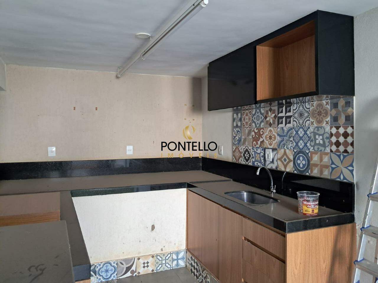 Casa à venda com 2 quartos, 110m² - Foto 23