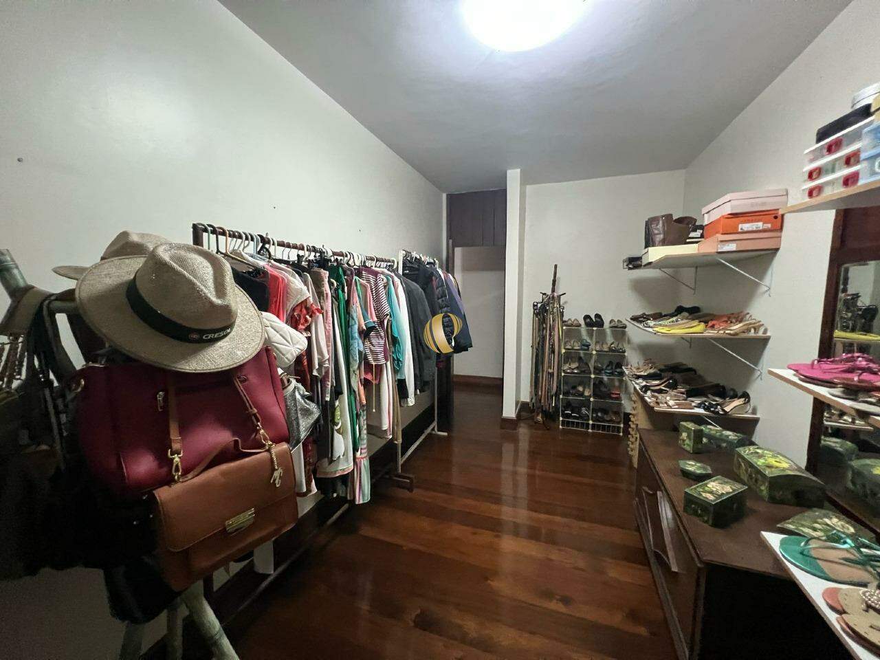 Casa para alugar com 6 quartos, 800m² - Foto 19