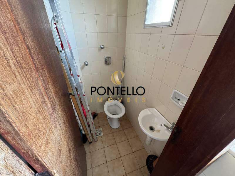 Apartamento à venda com 3 quartos, 95m² - Foto 17