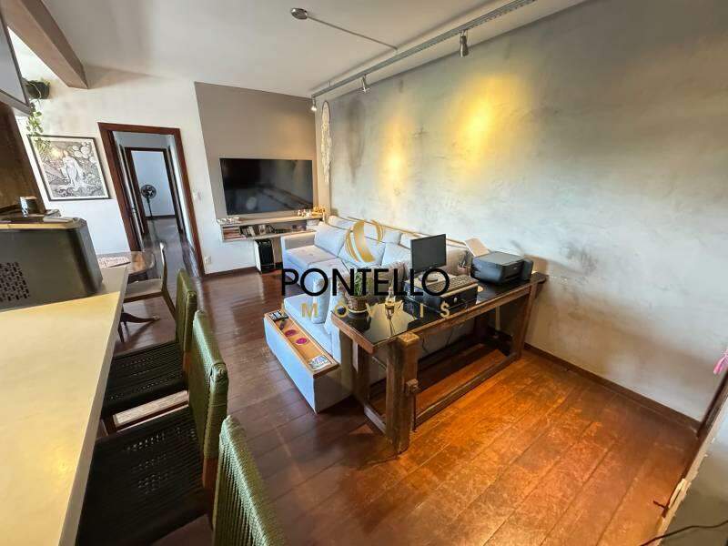 Apartamento à venda com 3 quartos, 95m² - Foto 2