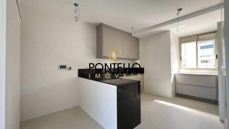 Apartamento à venda com 4 quartos, 136m² - Foto 5