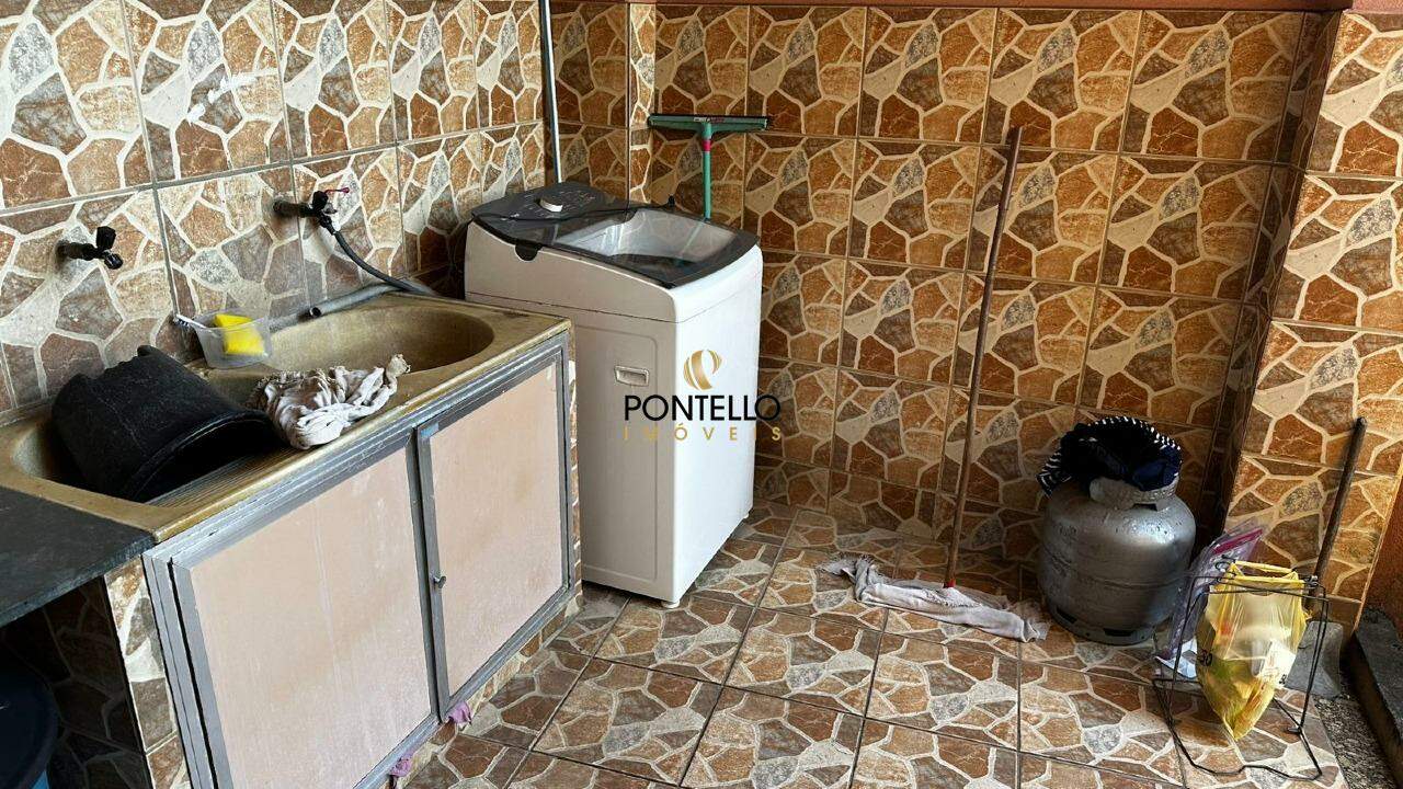 Casa à venda com 4 quartos, 163m² - Foto 14