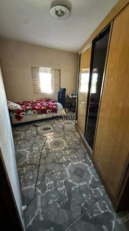 Casa à venda com 4 quartos, 163m² - Foto 8