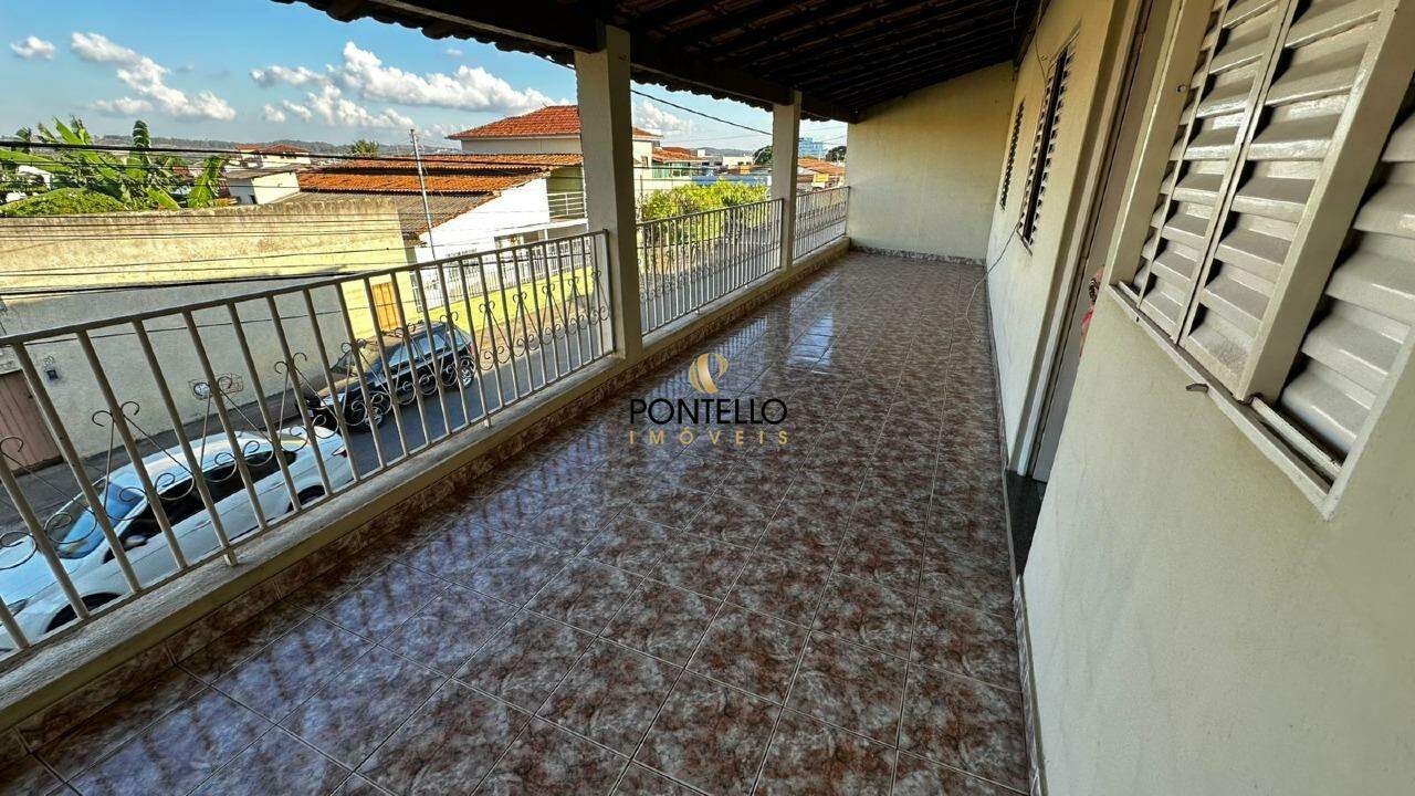 Casa à venda com 4 quartos, 163m² - Foto 13