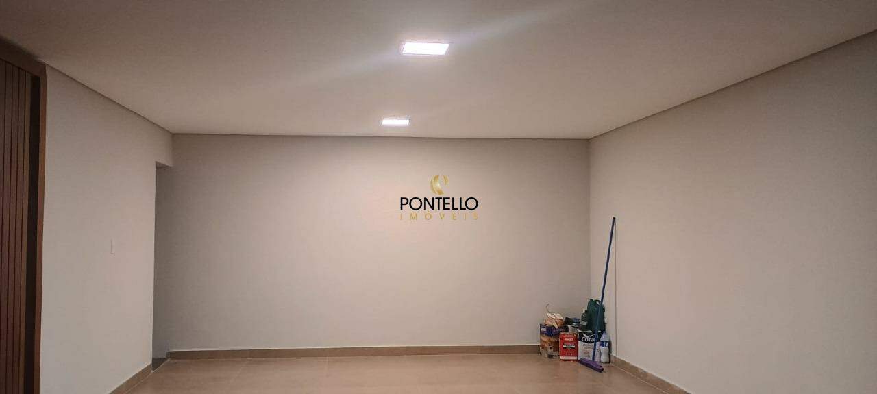 Casa à venda com 3 quartos, 178m² - Foto 3
