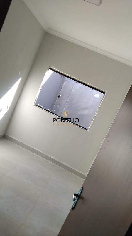 Casa à venda com 2 quartos, 50m² - Foto 5
