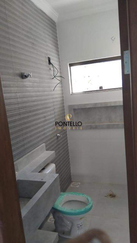 Casa à venda com 2 quartos, 50m² - Foto 7