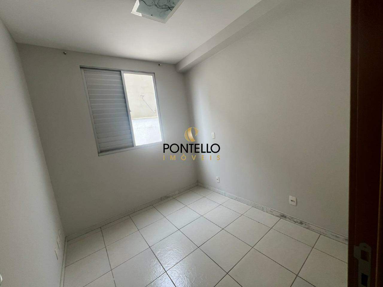 Apartamento para alugar com 3 quartos, 115m² - Foto 2