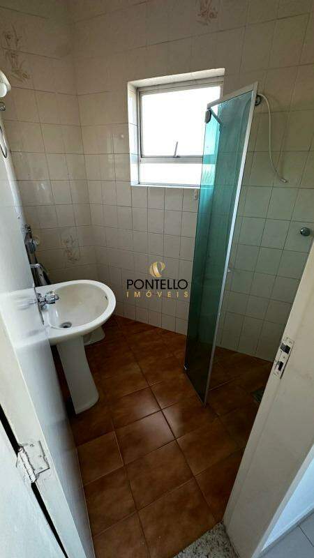 Apartamento para alugar com 3 quartos, 151m² - Foto 9