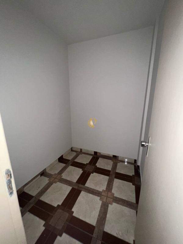 Apartamento para alugar com 4 quartos, 136m² - Foto 10