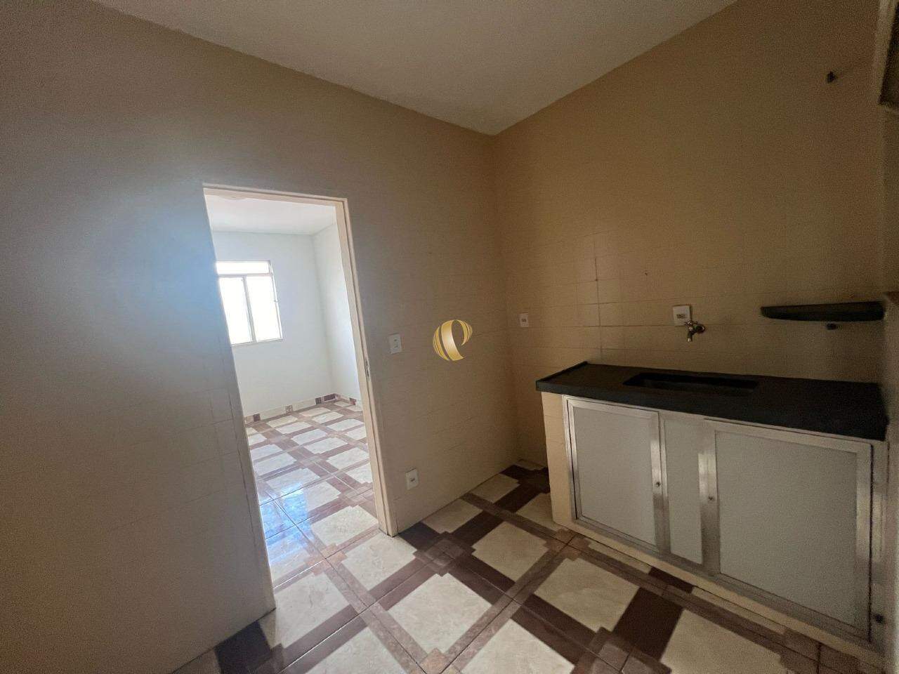 Apartamento para alugar com 4 quartos, 136m² - Foto 5