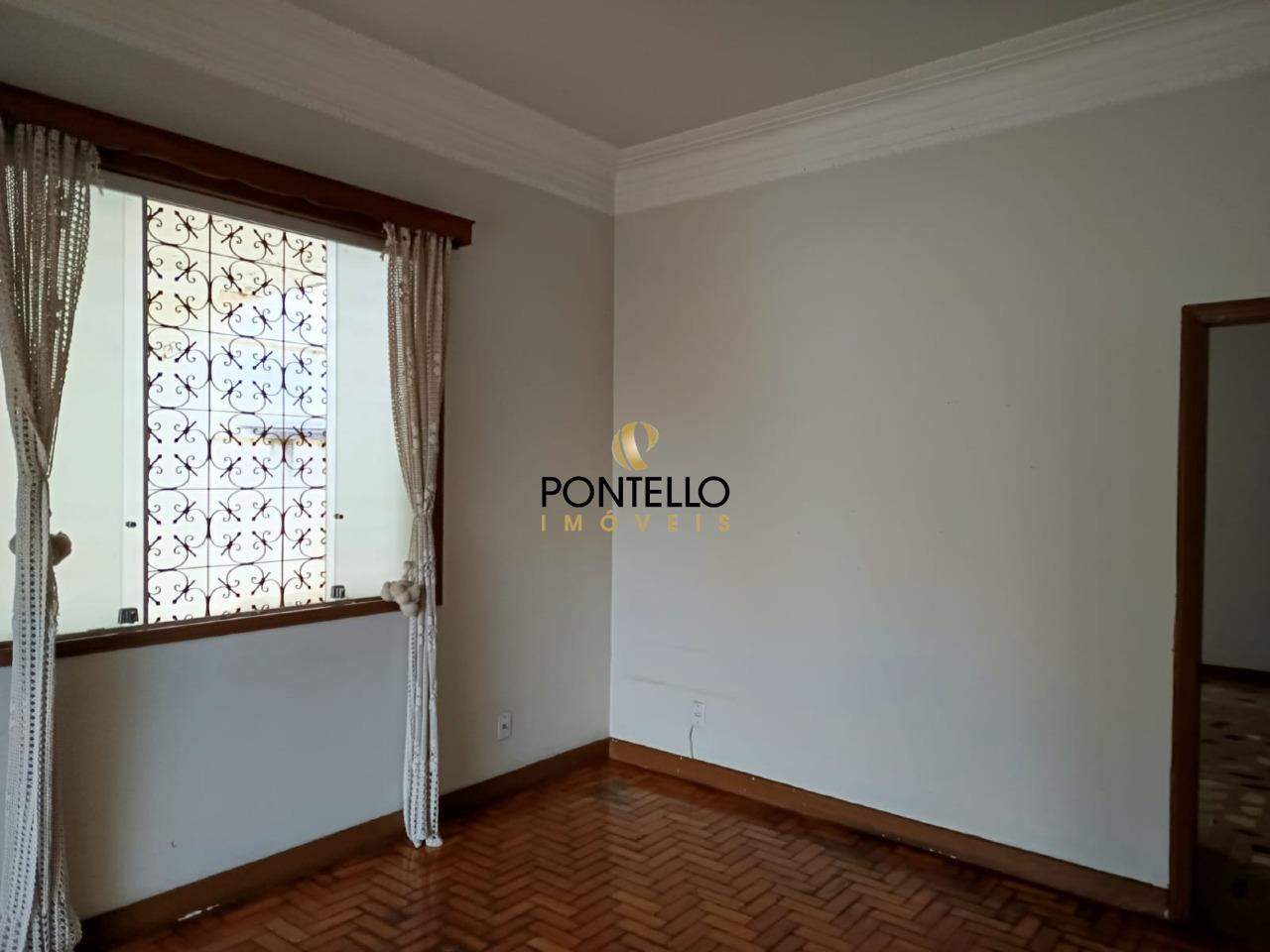 Casa à venda com 5 quartos, 303m² - Foto 6