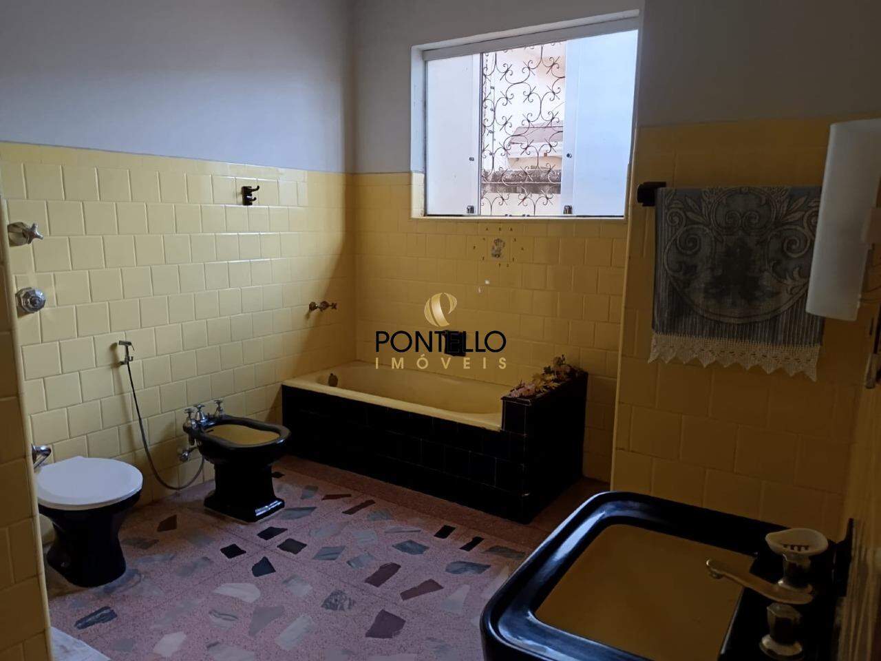Casa à venda com 5 quartos, 303m² - Foto 19