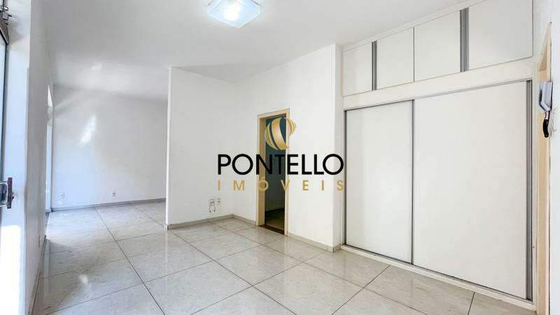Apartamento à venda com 3 quartos, 120m² - Foto 13