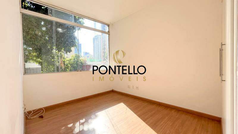 Apartamento à venda com 3 quartos, 120m² - Foto 4