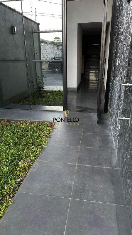 Apartamento à venda com 2 quartos, 113m² - Foto 2
