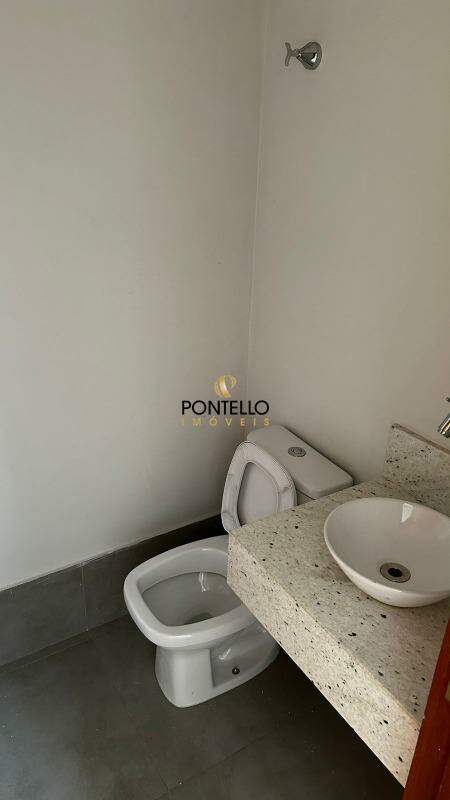 Apartamento à venda com 3 quartos, 157m² - Foto 9
