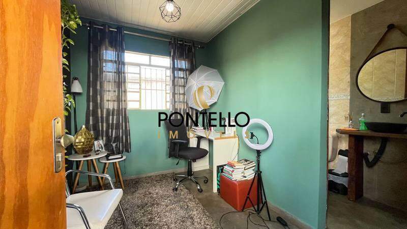 Casa à venda com 3 quartos, 65m² - Foto 12