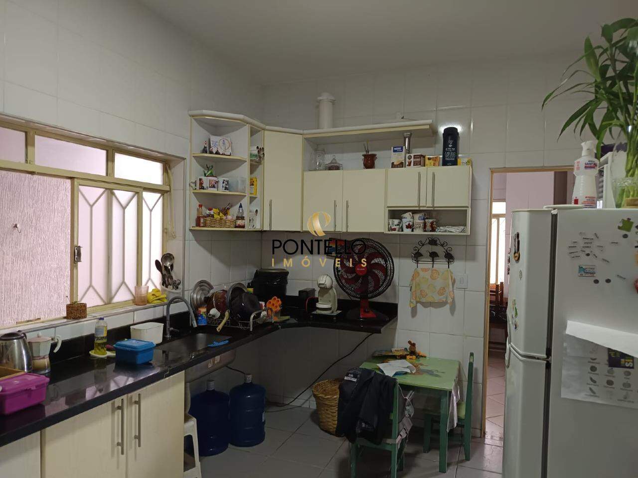 Casa à venda com 6 quartos, 172m² - Foto 13