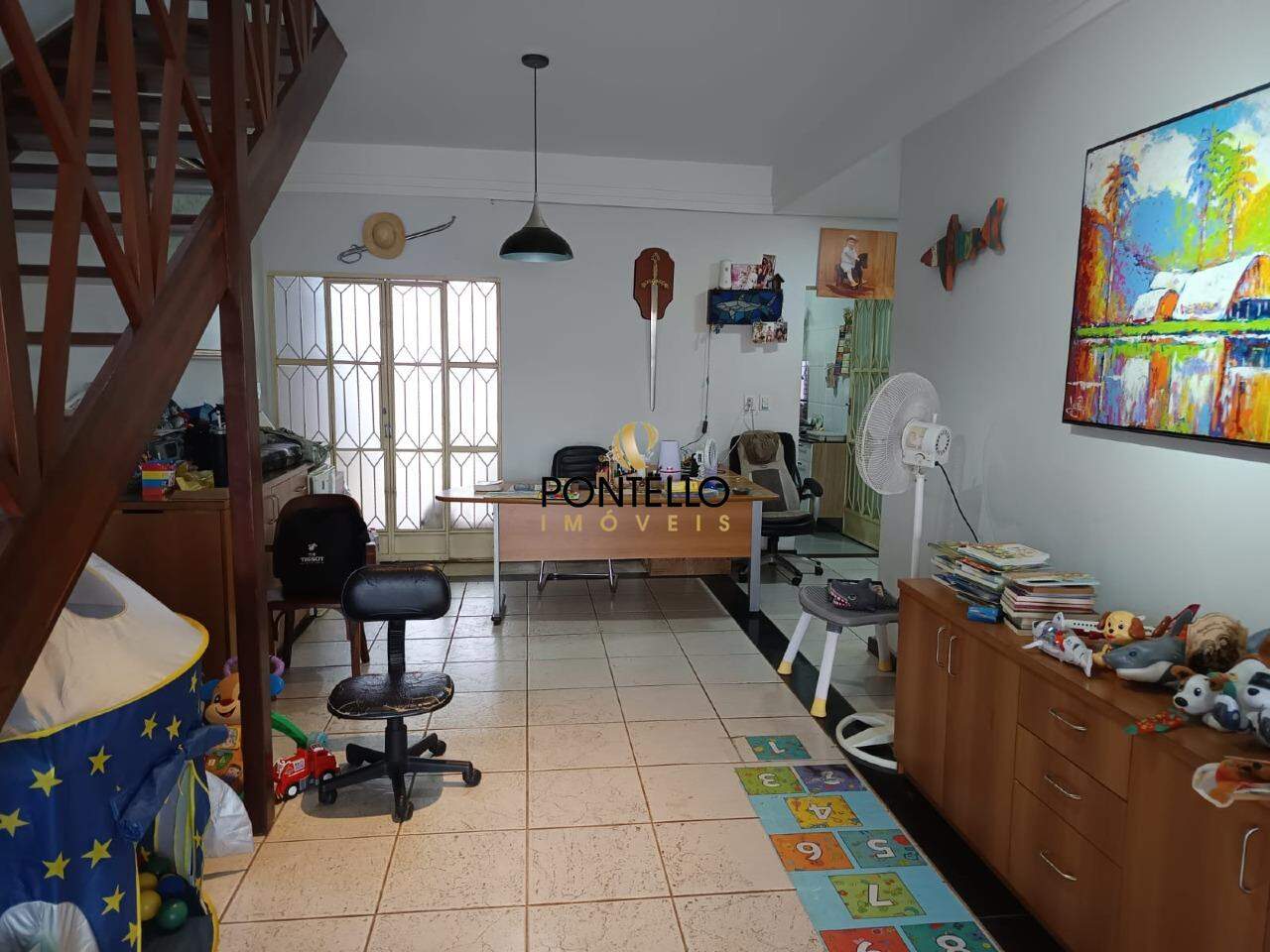 Casa à venda com 6 quartos, 172m² - Foto 5