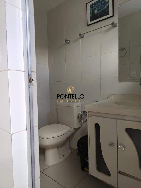 Casa à venda com 6 quartos, 172m² - Foto 15