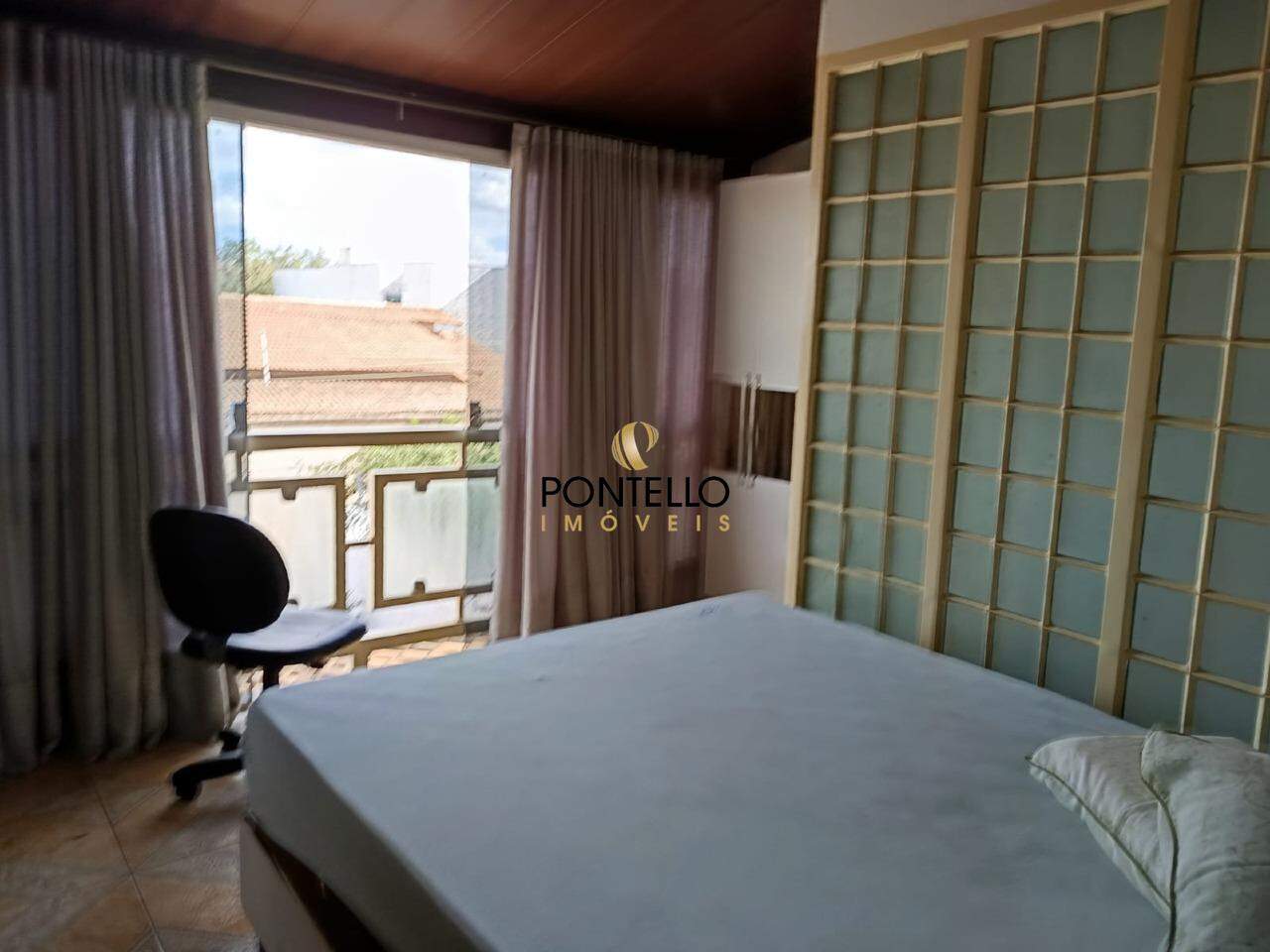 Casa à venda com 6 quartos, 172m² - Foto 10
