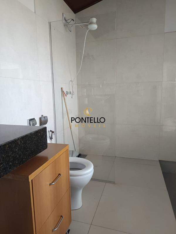 Casa à venda com 6 quartos, 172m² - Foto 19