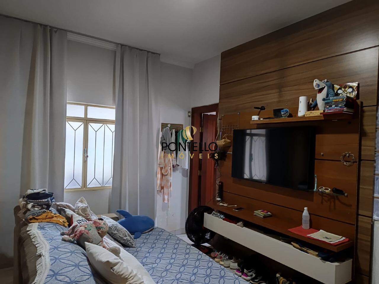 Casa à venda com 6 quartos, 172m² - Foto 8