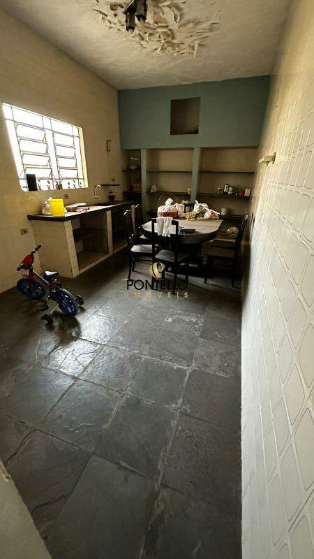 Casa para alugar com 3 quartos, 177m² - Foto 6