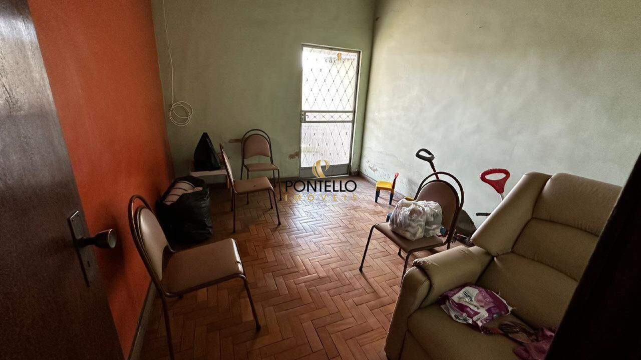 Casa para alugar com 3 quartos, 177m² - Foto 3