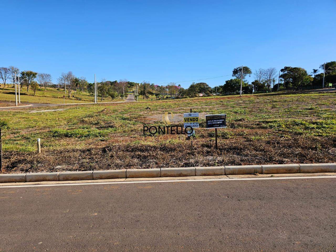 Terreno à venda, 360m² - Foto 1