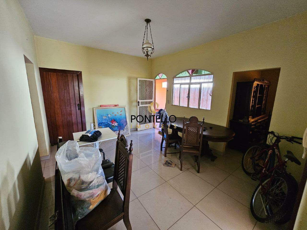 Casa para alugar com 4 quartos, 218m² - Foto 8