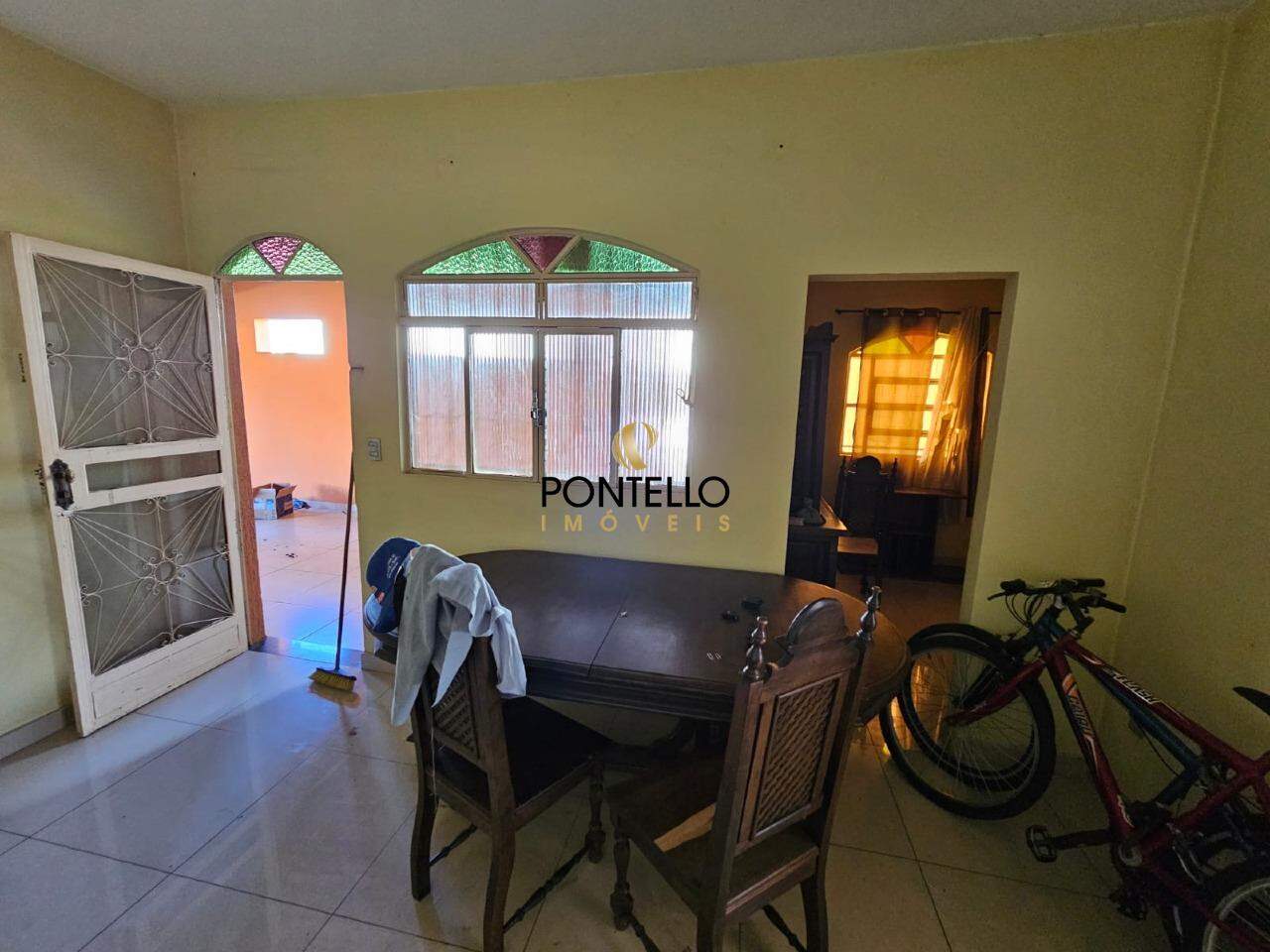 Casa para alugar com 4 quartos, 218m² - Foto 9