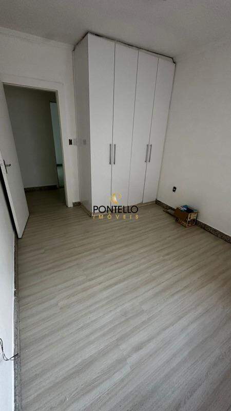 Apartamento para alugar com 4 quartos, 140m² - Foto 8