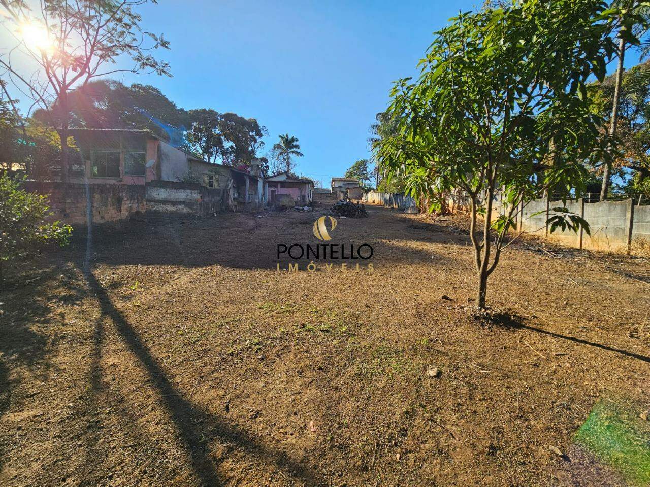 Chácara à venda com 3 quartos, 300m² - Foto 15