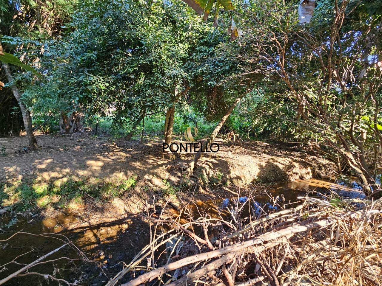 Chácara à venda com 3 quartos, 300m² - Foto 18