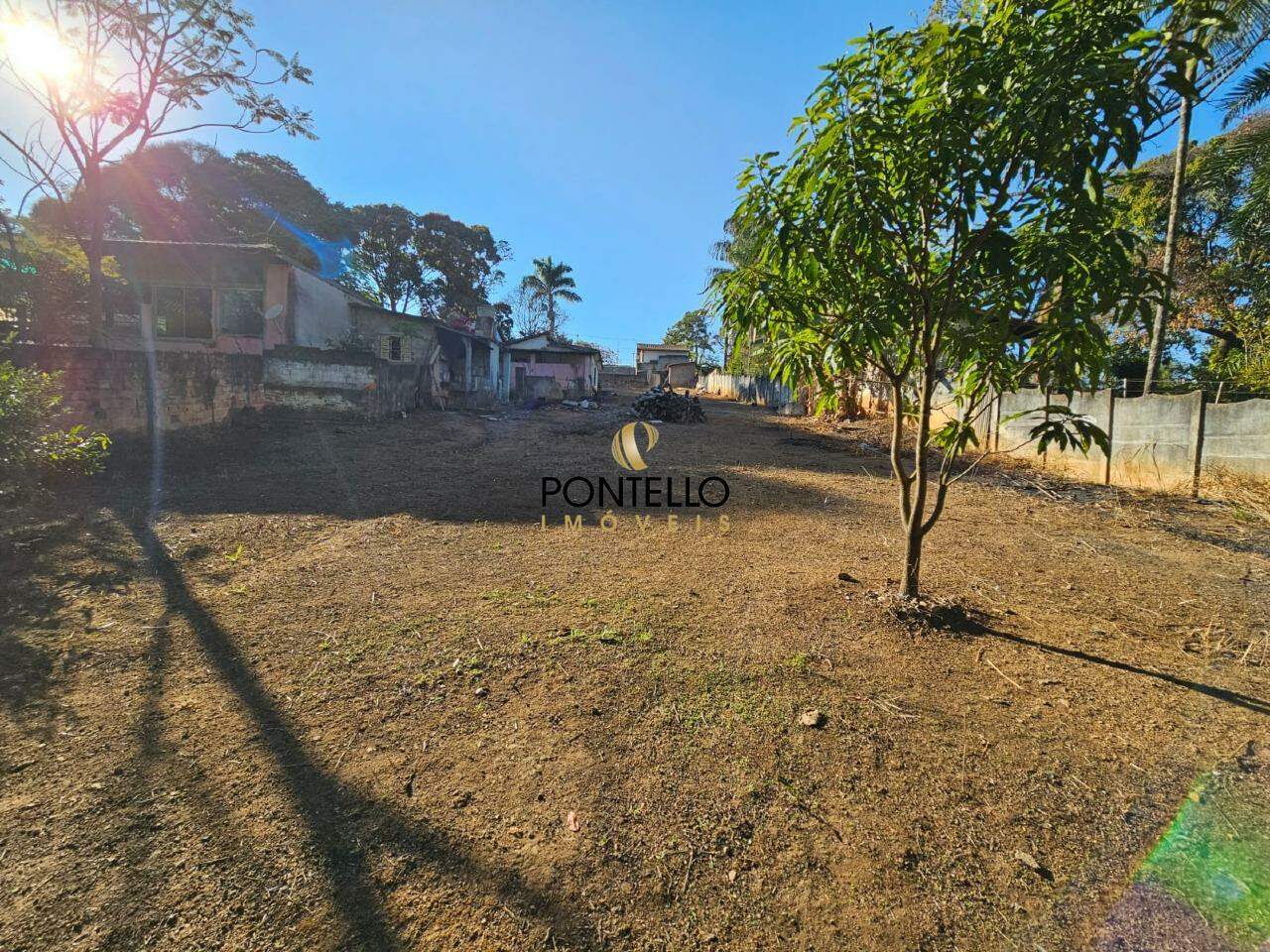 Chácara à venda com 3 quartos, 300m² - Foto 13