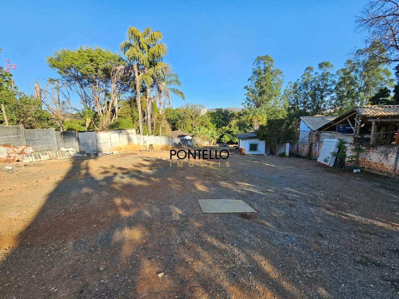Chácara à venda com 3 quartos, 300m² - Foto 7
