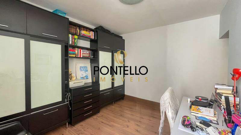 Casa, 3 quartos, 215 m² - Foto 23