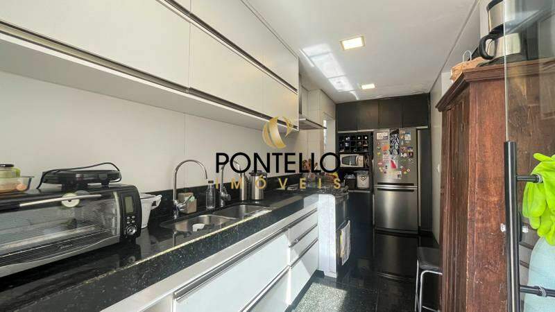 Casa, 3 quartos, 215 m² - Foto 8