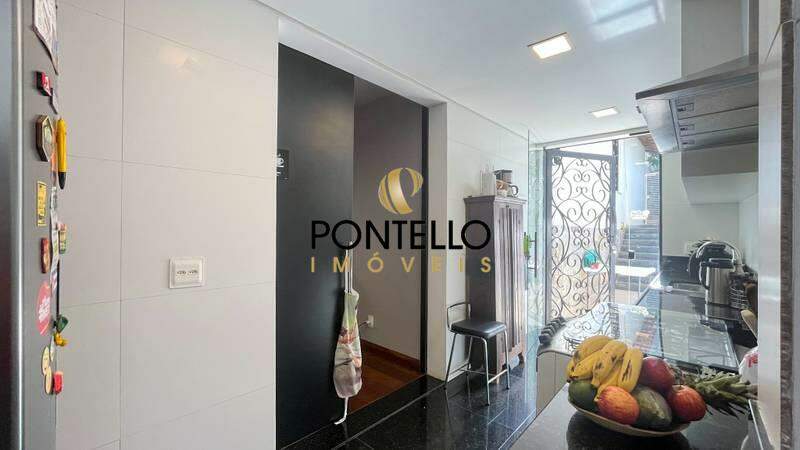 Casa, 3 quartos, 215 m² - Foto 9