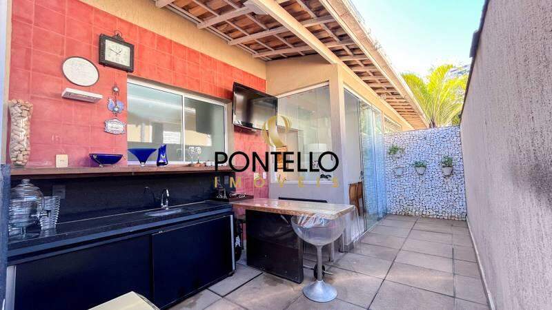 Casa à venda com 3 quartos, 110m² - Foto 11