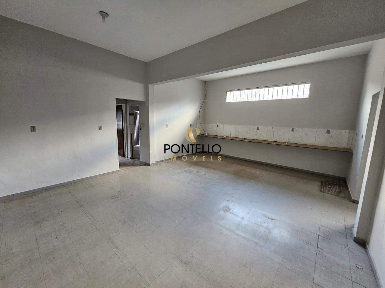 Casa para alugar com 5 quartos, 252m² - Foto 8